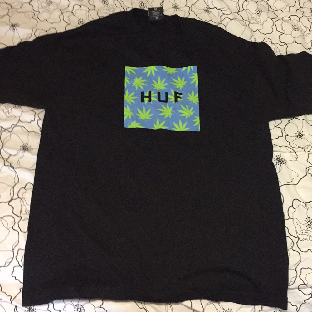 HUF “Weed leaf” T-Shirt, size Large